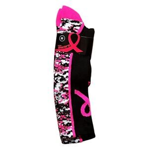 NWT TCK Twin City Digital Camo Breast Cancer Awareness Crew Socks M